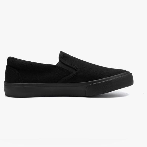 THE FASHION SUPPLY CAROLINA Low Top Slip On Canvas Sneakers, all black, size 10 - Picture 2 of 6